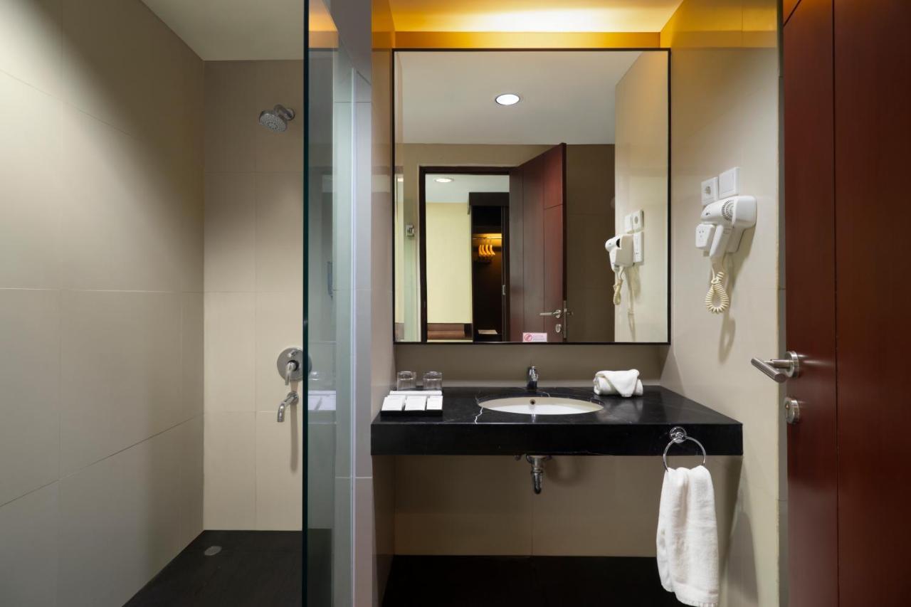 Best Western The Lagoon होटल Manado